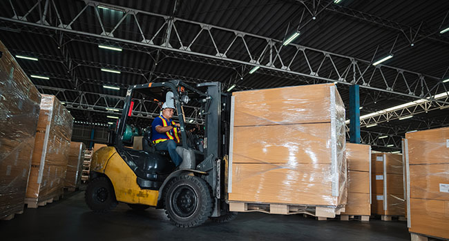 Understanding the Role of Material Handlers in Warehouses