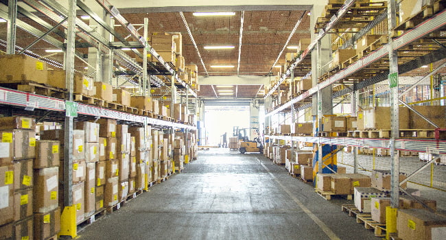 Comparing Fulfillment Centers to Traditional Warehouses